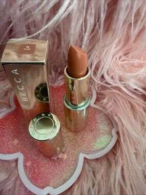 BECCA Ultimate Lipstick Love “N Dune”